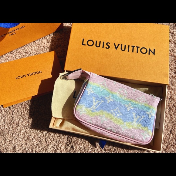 SOLD*LV Escale mini pochette - Picture 1 of 1